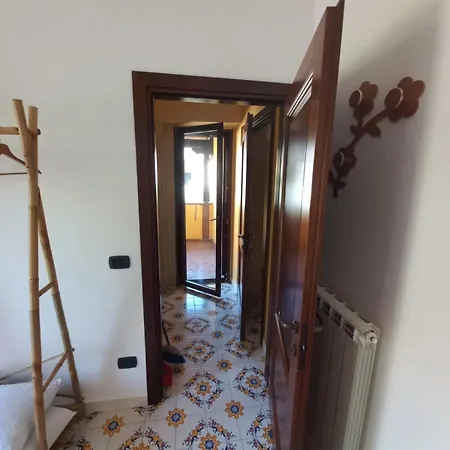 Orchidea לינה וארוחת בוקר